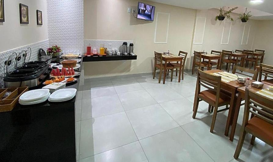 伊塔布纳 Pousada Dubai酒店 外观 照片
